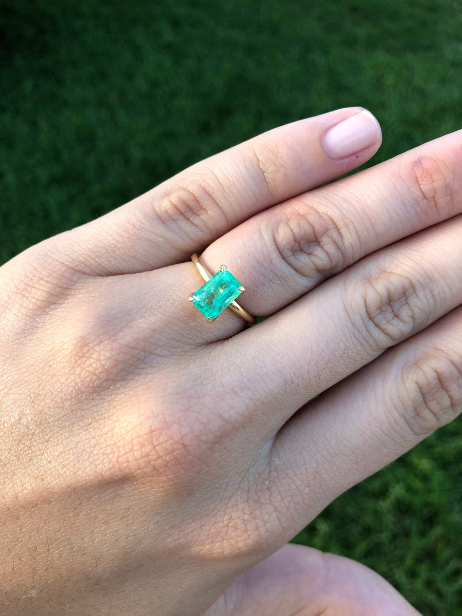 Radiant 14K Gold Ring with 1.50 Carat Emerald Solitaire - Timeless Charm