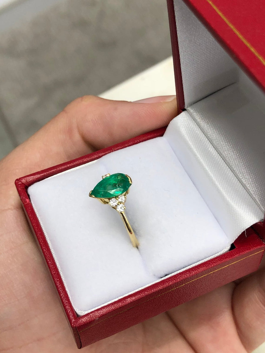 1.24tcw Pear Shape Colombian emerald & Diamond Accent Ring 14K