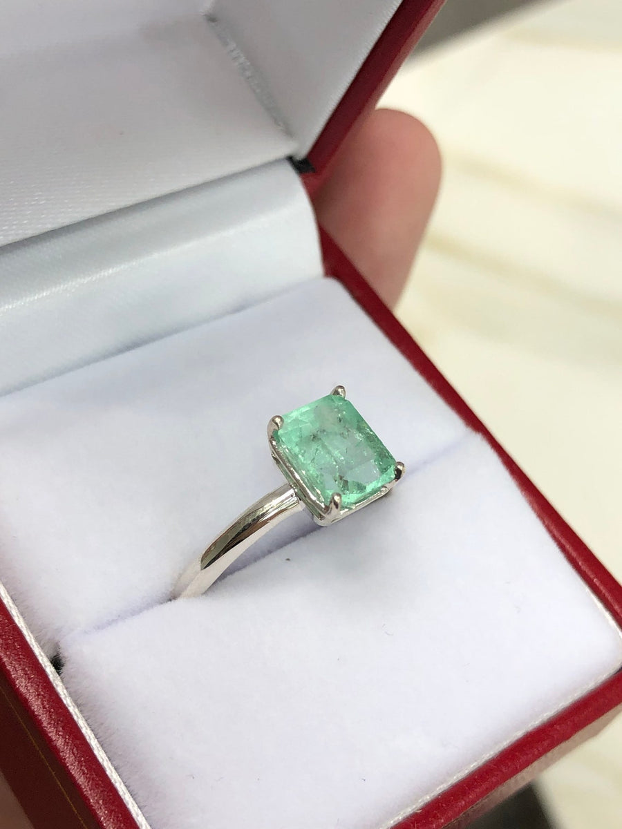 Emerald Colombian Solitaire Engagement Rings