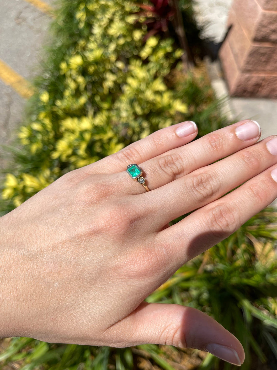 Chic and Sophisticated: East to West Bezel Set 1.05tcw Green Emerald & Diamond Ring in 14K Gold