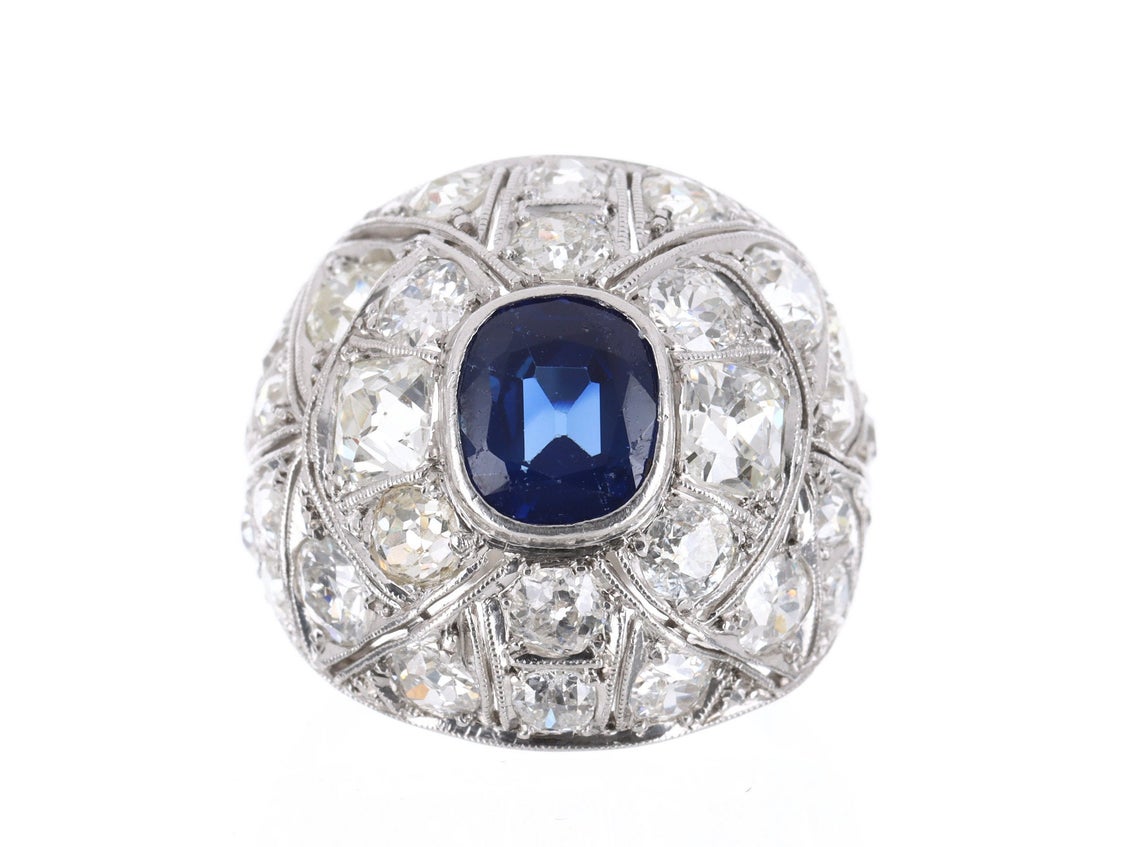 ART-DECO BLUE SAPPHIRE & OLD-CUT DIAMOND PLATINUM BROOCH