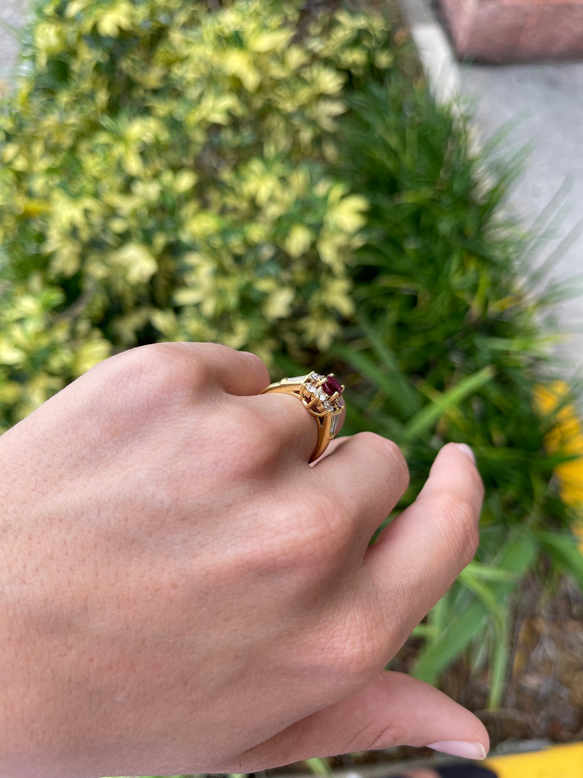 2.06cts 18K Ruby & Diamond Cocktail Ring