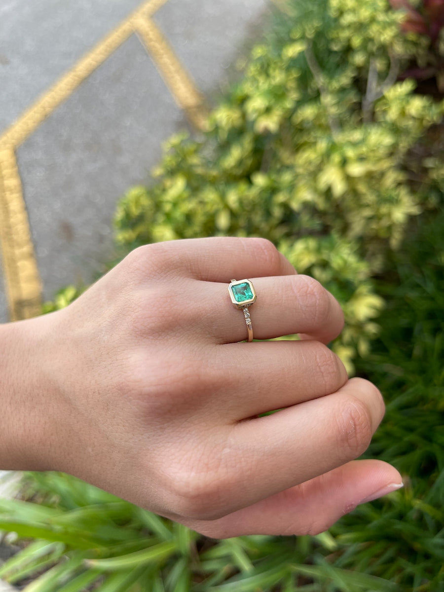 Radiant 14K Gold Ring with 1.08tcw Emerald Bezel Asscher Pave Diamond - Make a Statement
