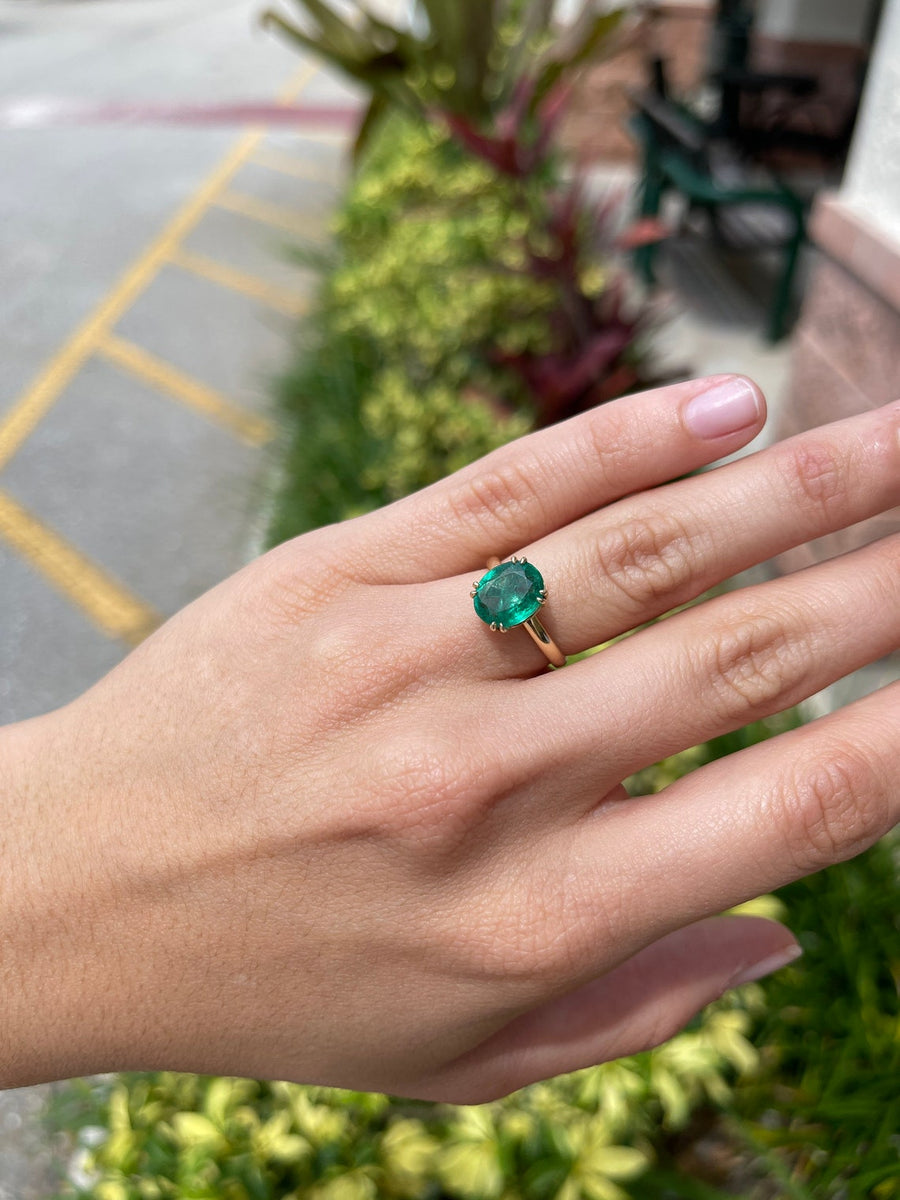 Oval Emerald Ring with Diamonds in Yellow Gold