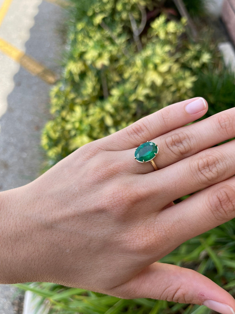 Oval Dark Rare Rich Green Emerald Solitaire Gold Ring