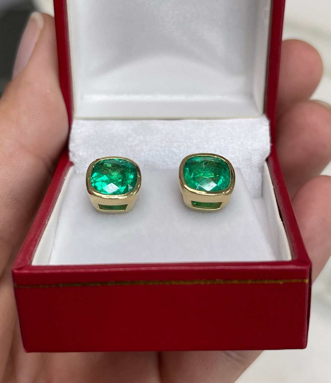 18K Emerald Cushion Cut Bezel Set Stud