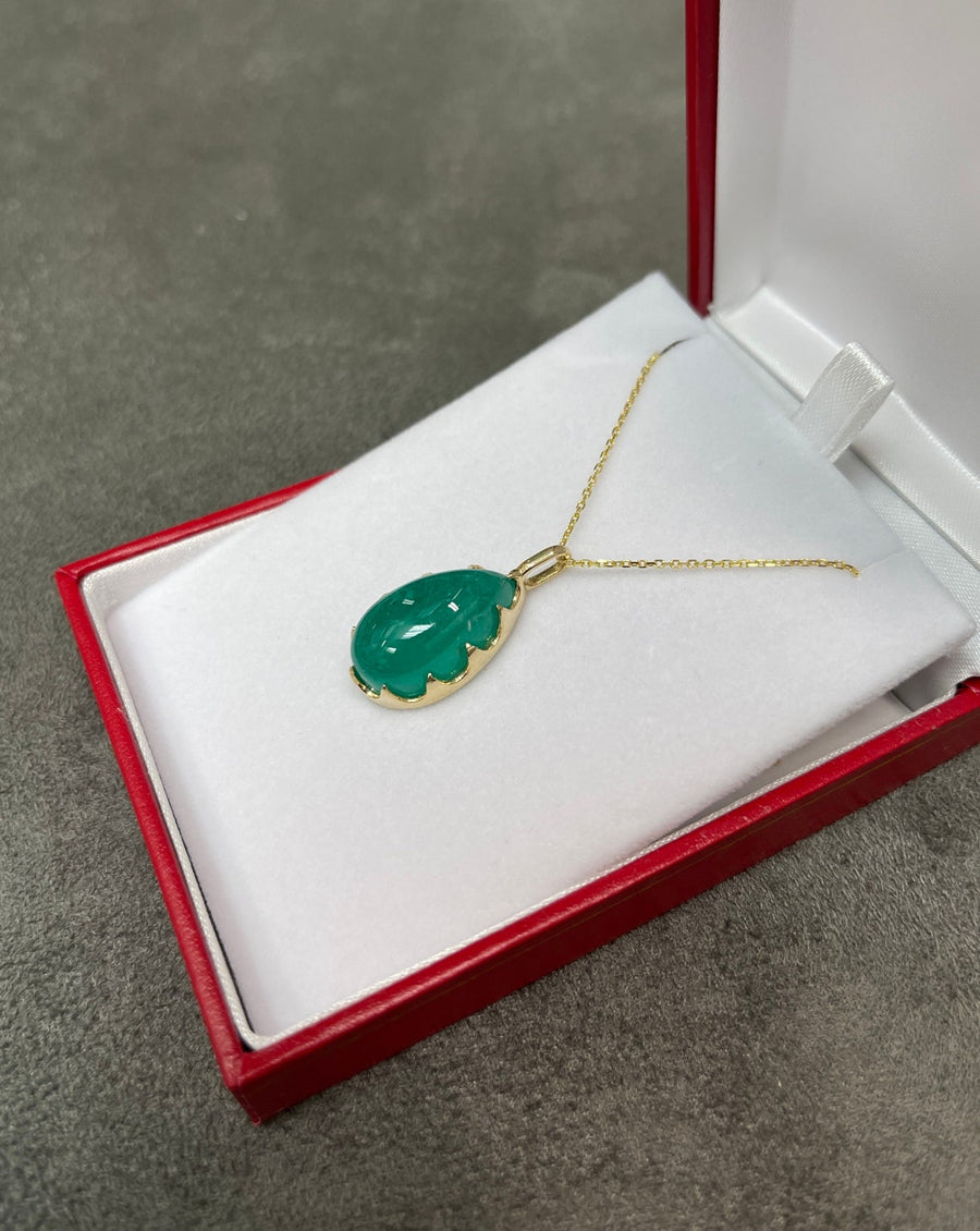 Large Pear Cut Colombian Emerald Cabochon Necklace 14K