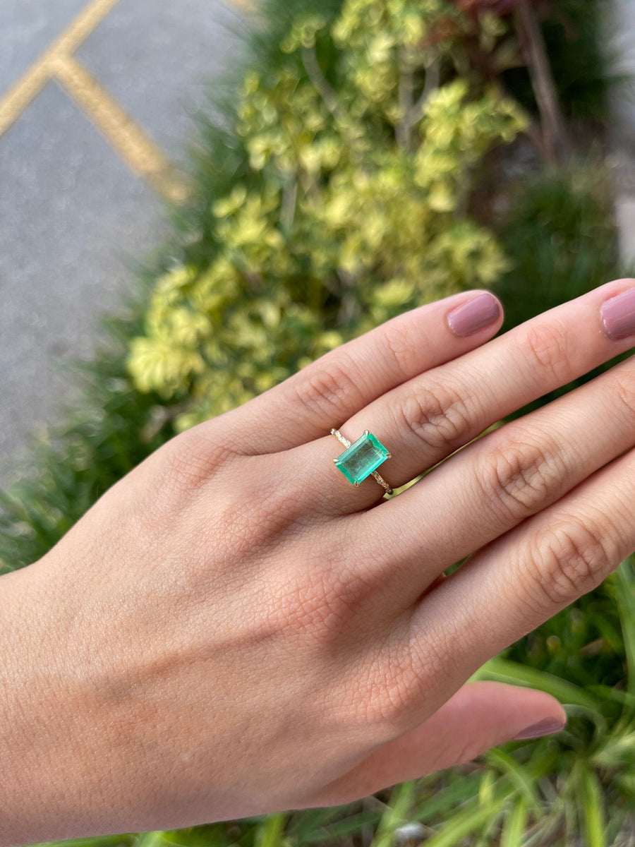 Emerald Green Rectangle Stone Adjustable Ring, Gold and Emerald Ring,  Diamante Stone Ring, Cocktail Ring, Dress Ring Green, May Birthstone - Etsy