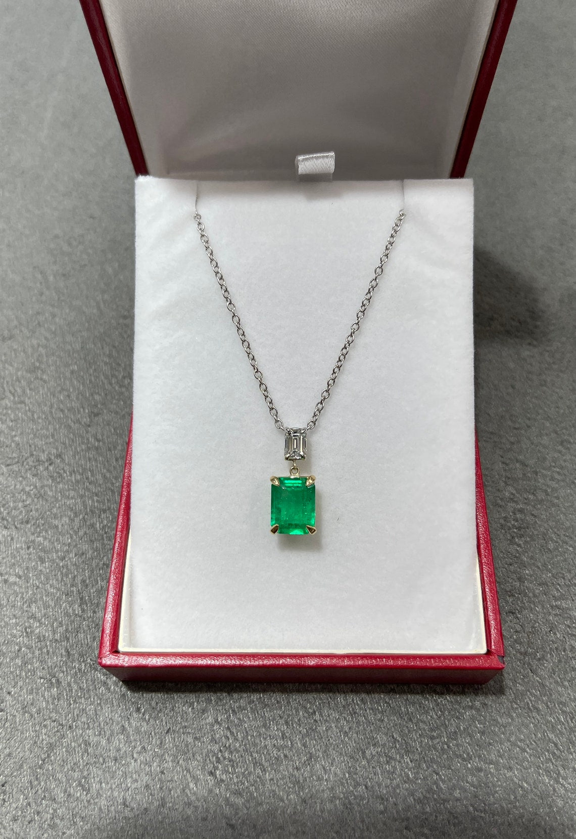 2.95tcw Emerald Cut Vivid Green Colombian Emerald & Diamond Necklace 18K