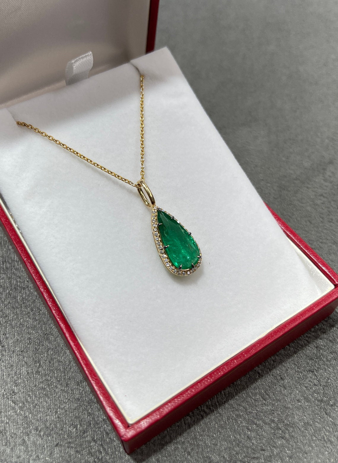 3.68tcw Natural Rich Emerald & Diamond Halo Tear Drop Pendant Yellow Gold 18K