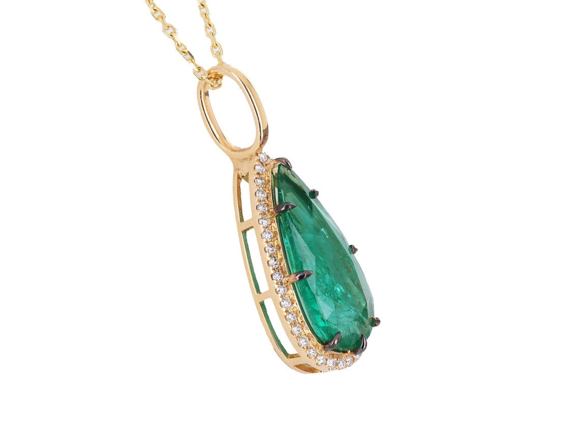 3.68tcw Natural Rich Emerald & Diamond Halo Tear Drop Pendant Yellow Gold 18K