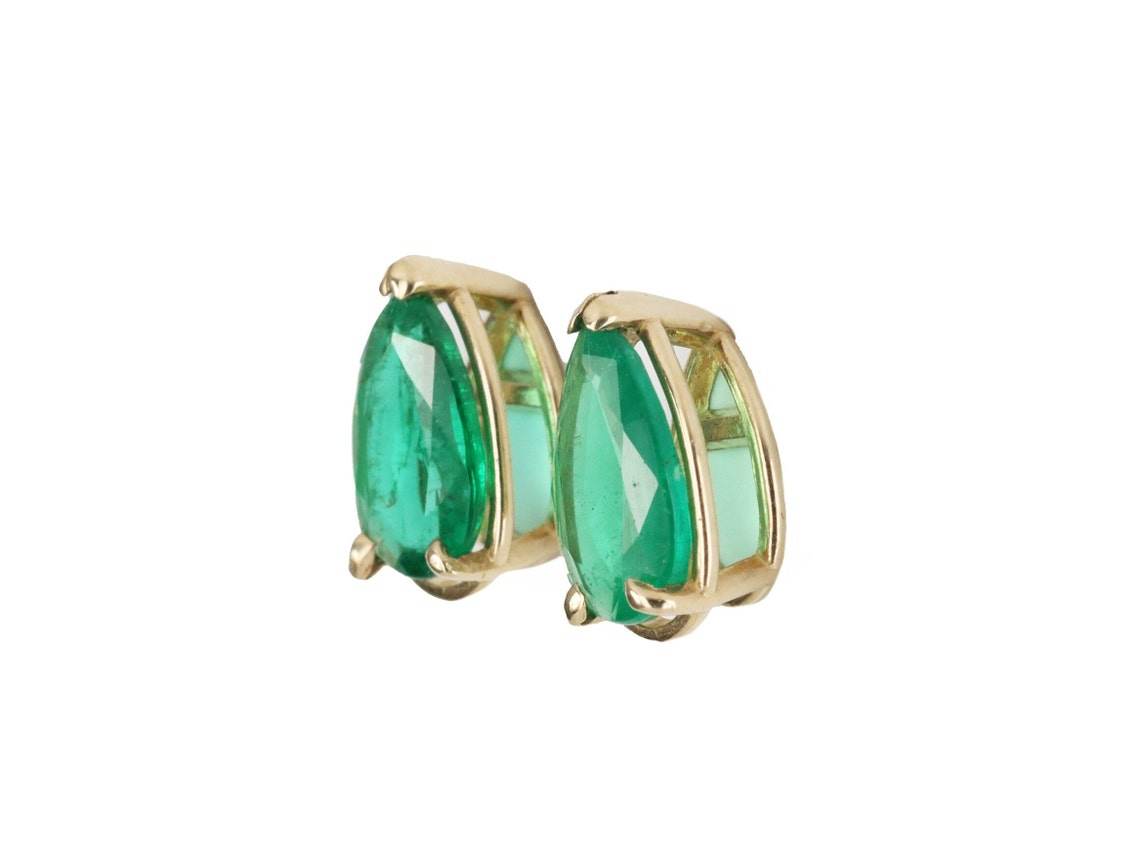 2.15tcw Tear Drop Natural Emerald Stud Earrings Yellow Gold 14K - JR Colombian Emeralds