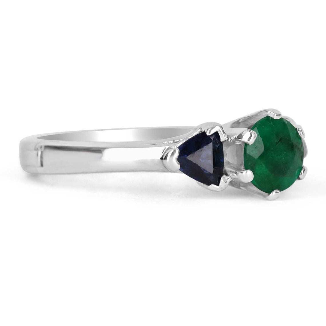 Dazzling Brilliance: 1.30tcw Three Stone Emerald & Blue Sapphire Ring - 14K Gold Beauty