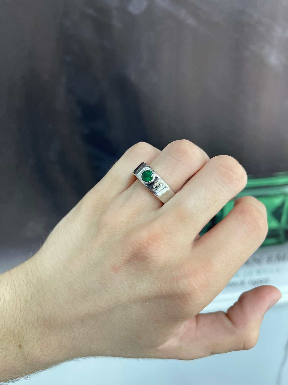 Colombian Emerald Bezel