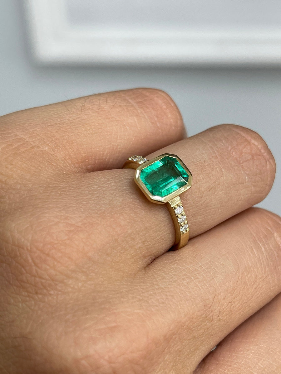 1.90tcw Accents Ring 18K Yellow Gold, Bezel Set Emerald Ring