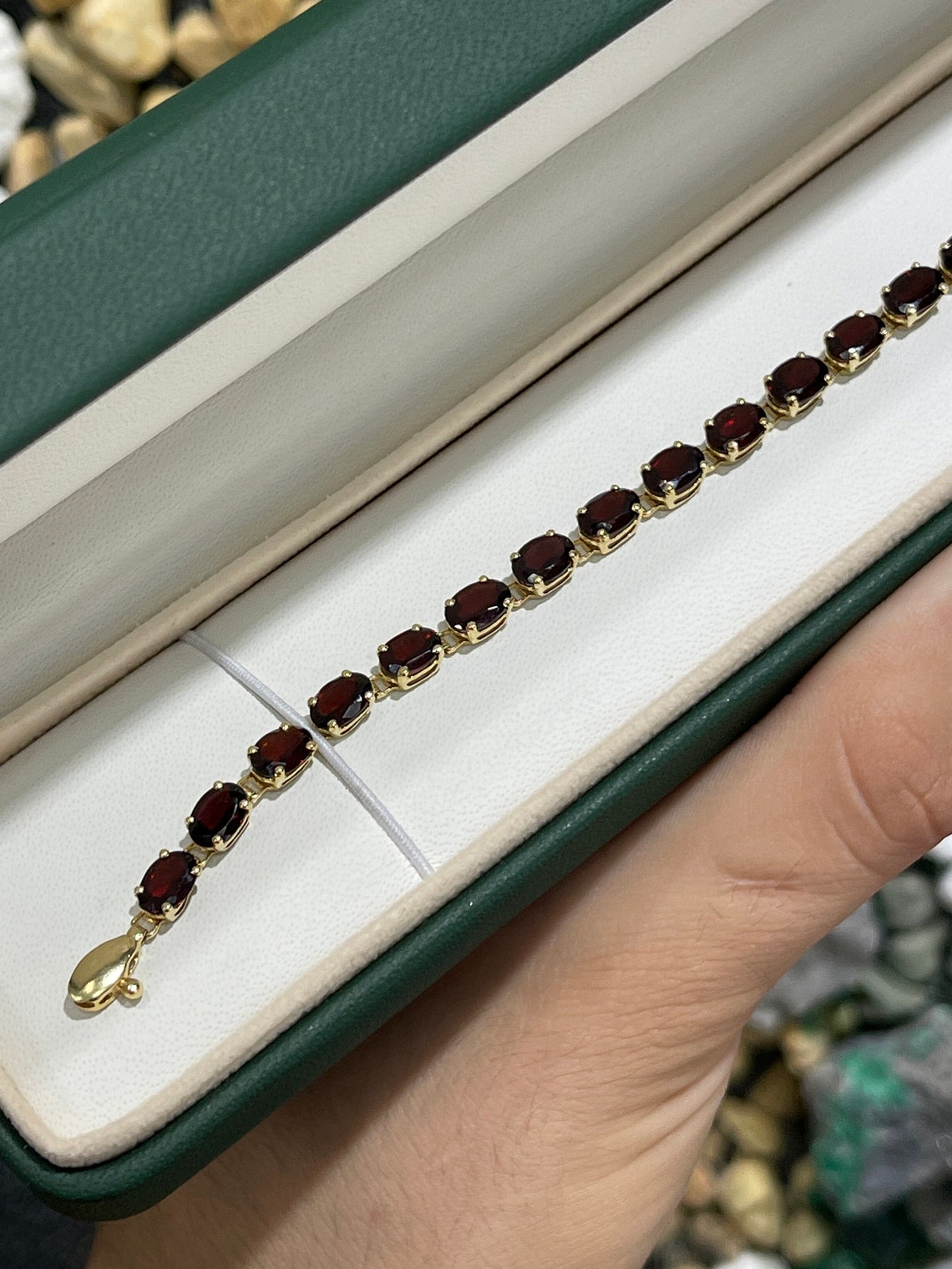 10.60tcw Natural Red Garnet 14K Yellow Gold Bracelet - JR Colombian Emeralds