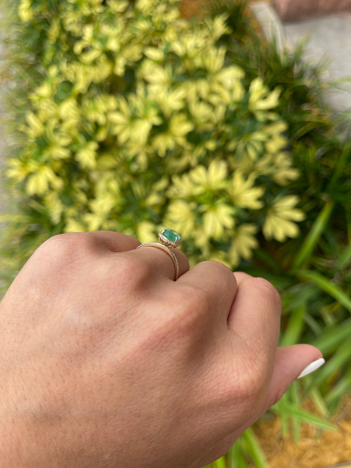 Dazzling Brilliance: 2.01tcw Pave Diamond Halo Engagement Ring - 14K Gold Beauty with Colombian Emerald Oval Cut