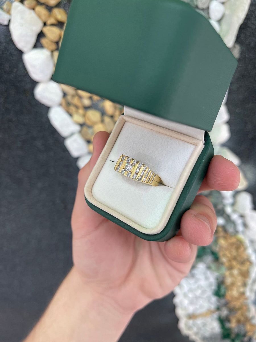 1.65tcw VVS Natural Diamond Cluster Round Cut 18K Bulky Gold Men's Ring