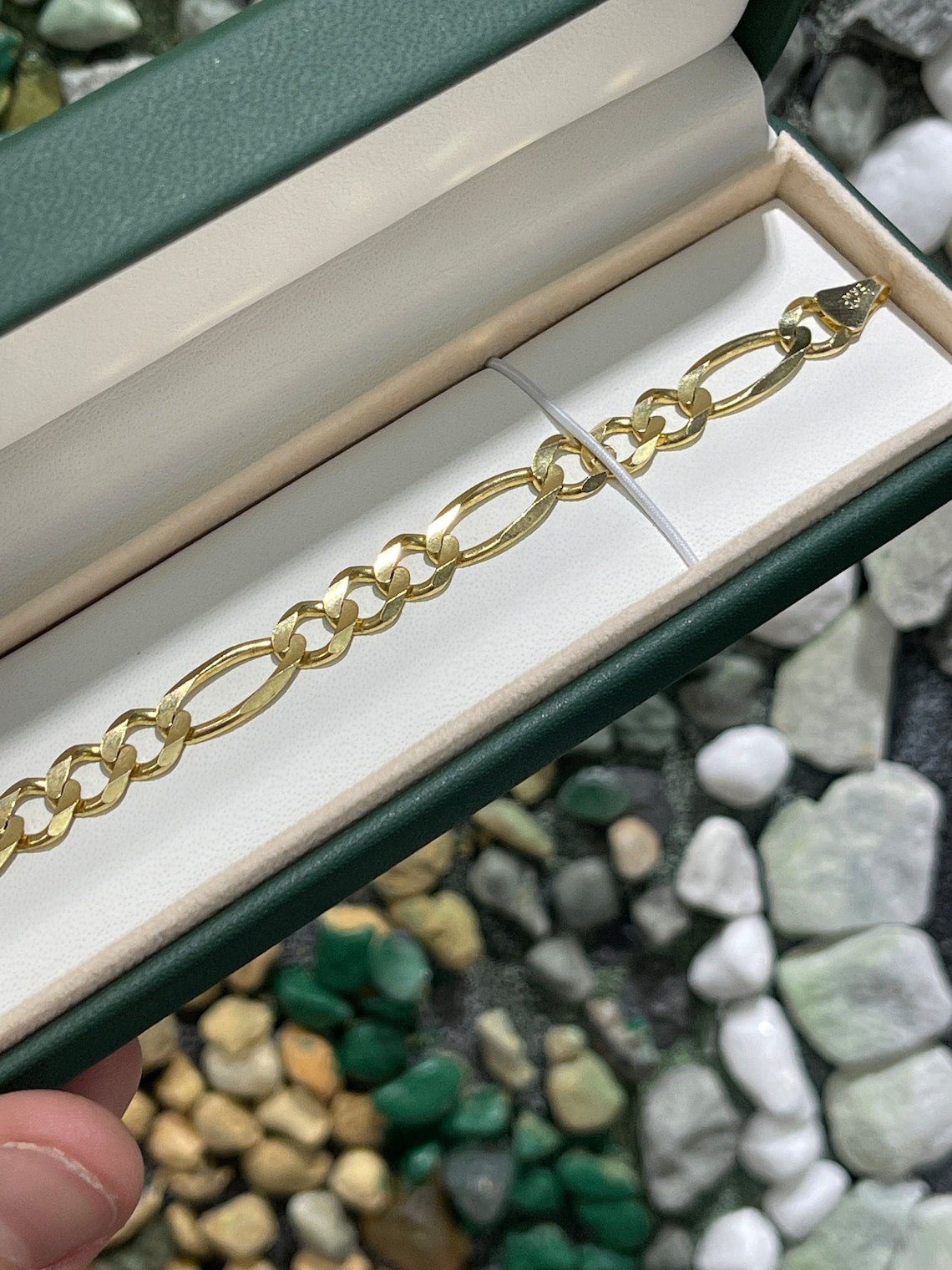 8.20 mm Flat Figaro Men's 10K Yellow Gold Bracelet - JR Colombian Emeralds