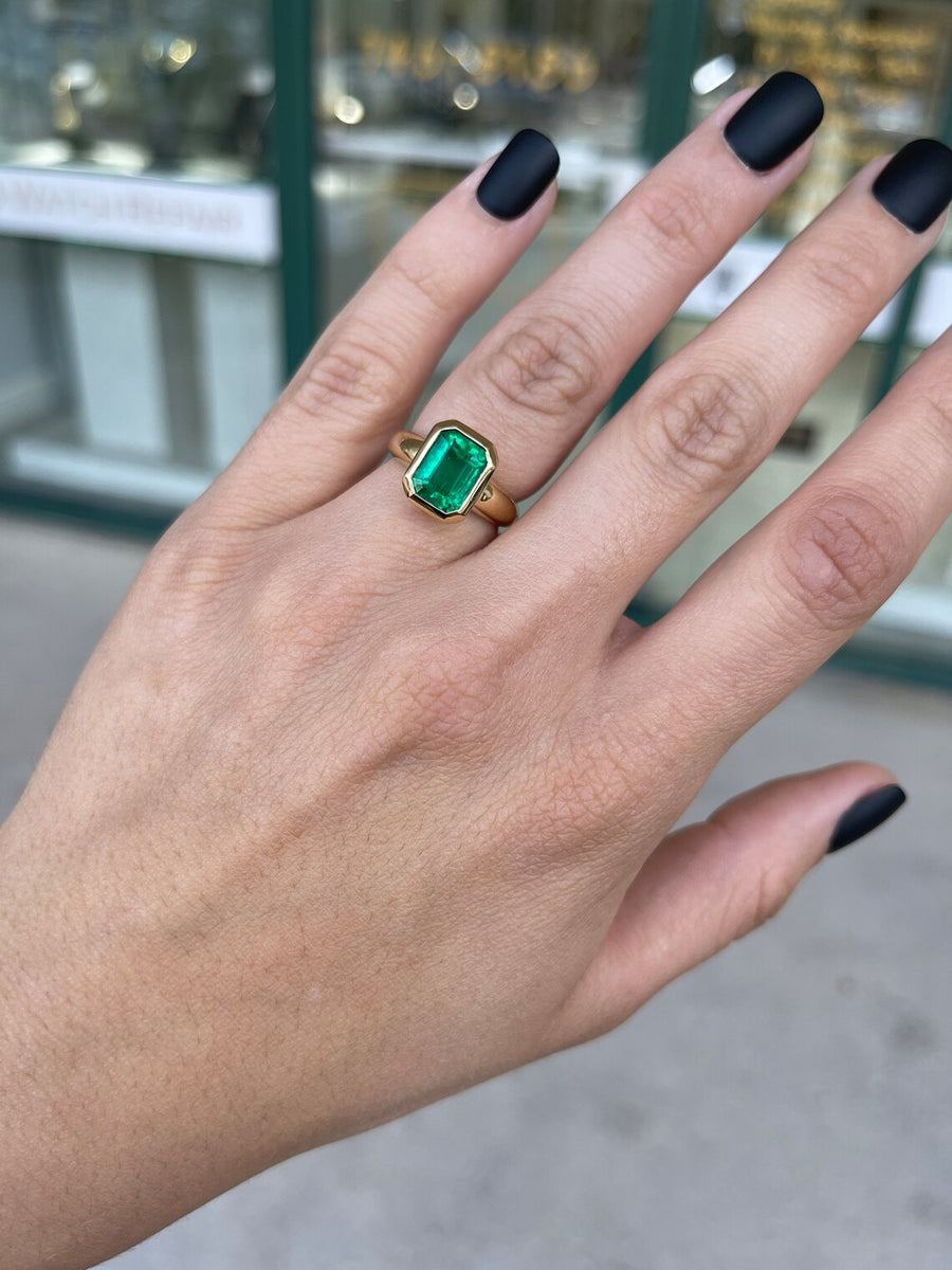 Bezel 3.92 carat AAA+ Minor Oil Top quality Colombian Emerald-Emerald Cut Solitaire 18K Yellow Gold Ring gift