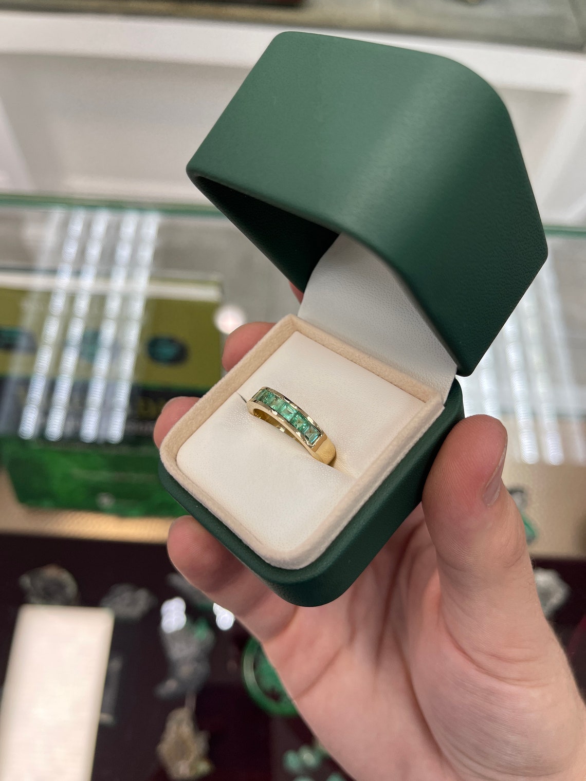 1.40tcw 14K Men's Genuine Spring Green Emerald Princess Cut Wedding Gold Band Ring - JR Colombian Emeralds