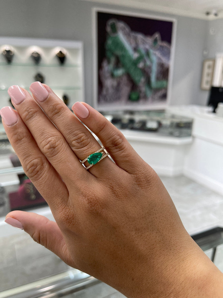 Colombian Emerald 2.46tcw Pear Cut & Diamond Accent Band Engagement Yellow Gold Ring 18K on hand