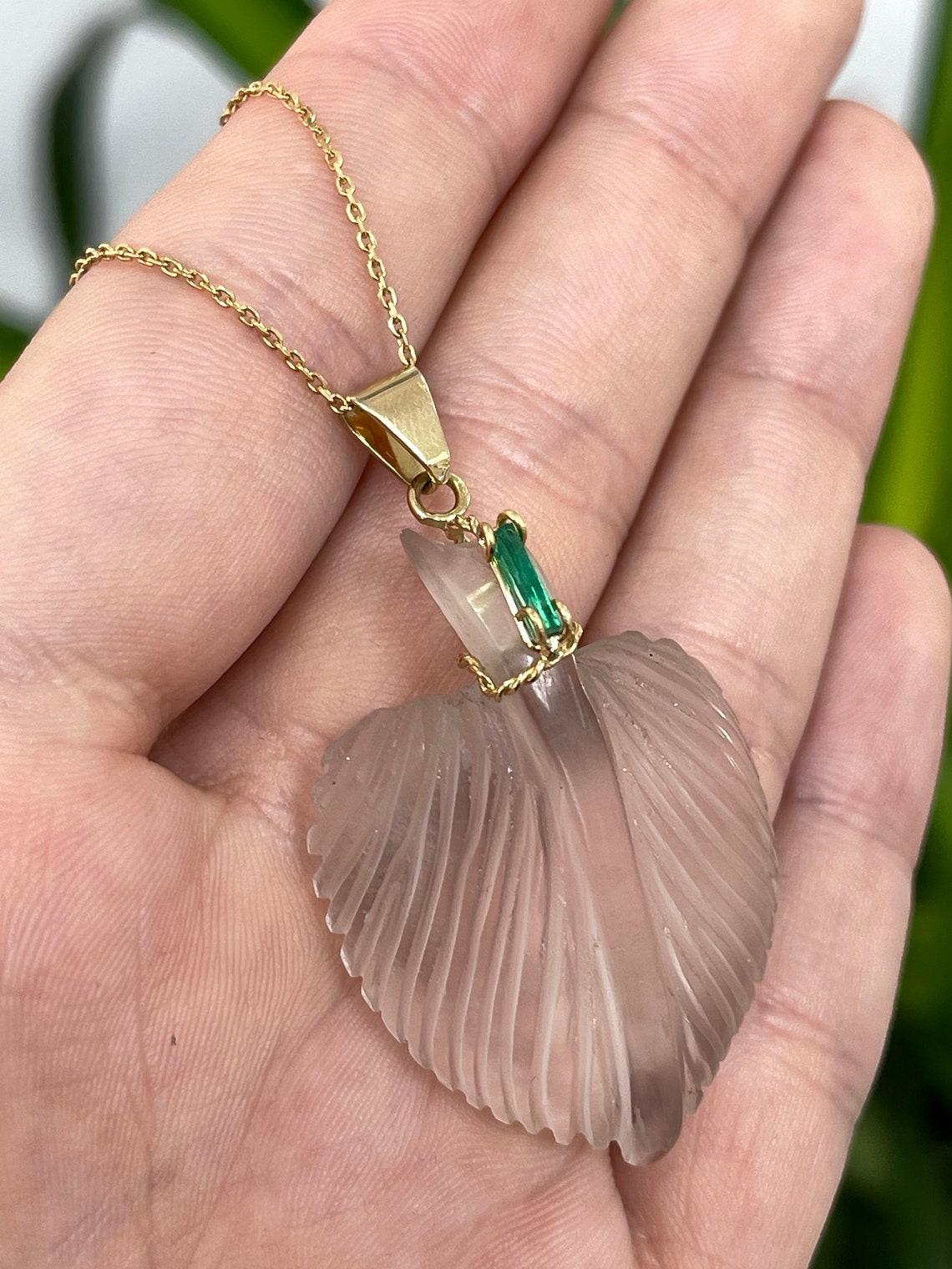 Unique Leaf Carved Natural Quartz & Colombian Emerald Accent Gold 18K Pendant - JR Colombian Emeralds