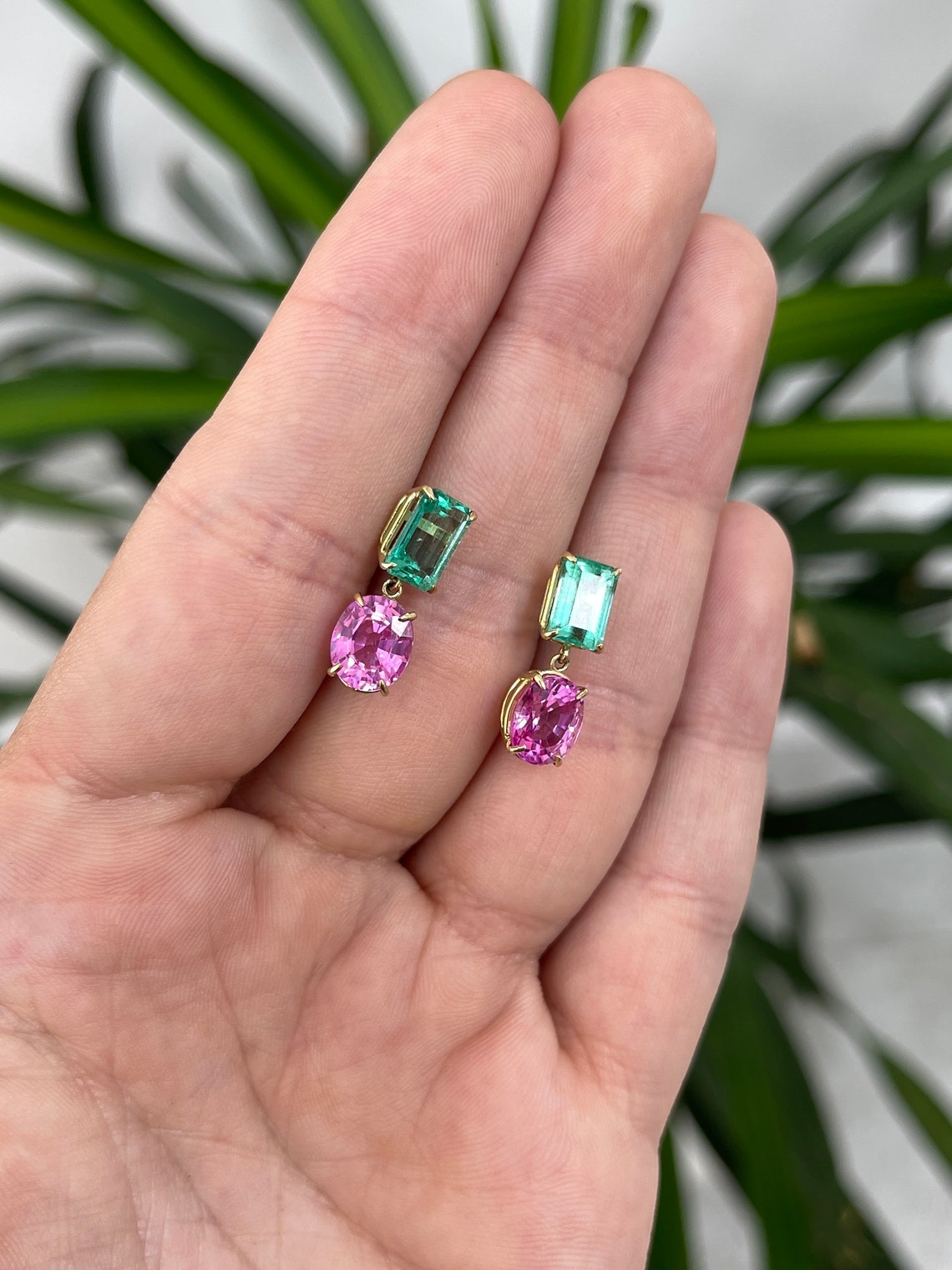 7.56tcw 18K Natural Oval Cut Colombian Emerald & Pink Sapphire Dangle Earrings - JR Colombian Emeralds