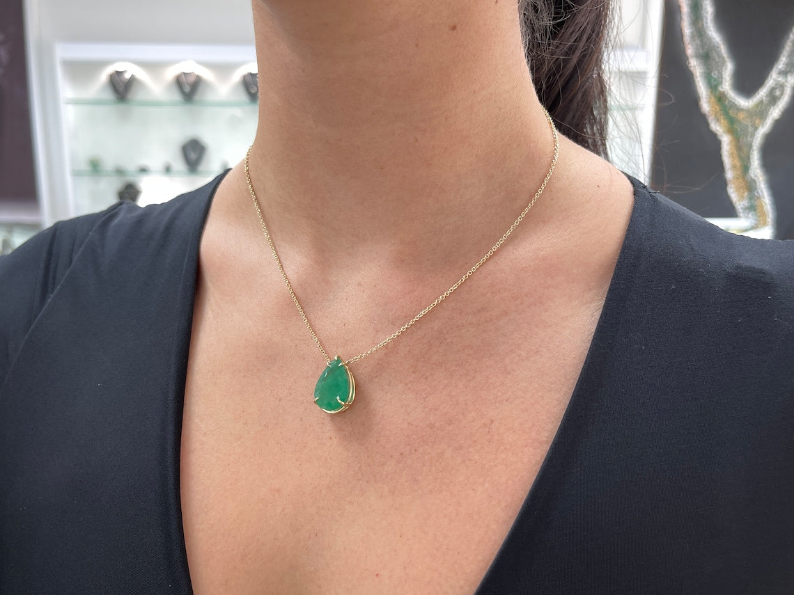 9.30ct Statement Natural Rich Green Emerald-Pear Cut Solitaire Gold 14K 5 Prong Necklace - JR Colombian Emeralds