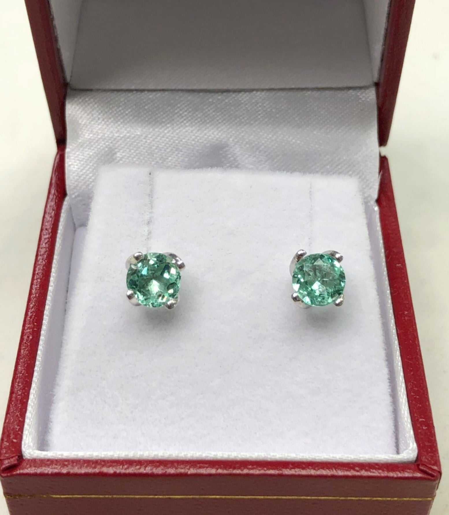 1.50tcw Round Emerald Four Prong Studs 14K