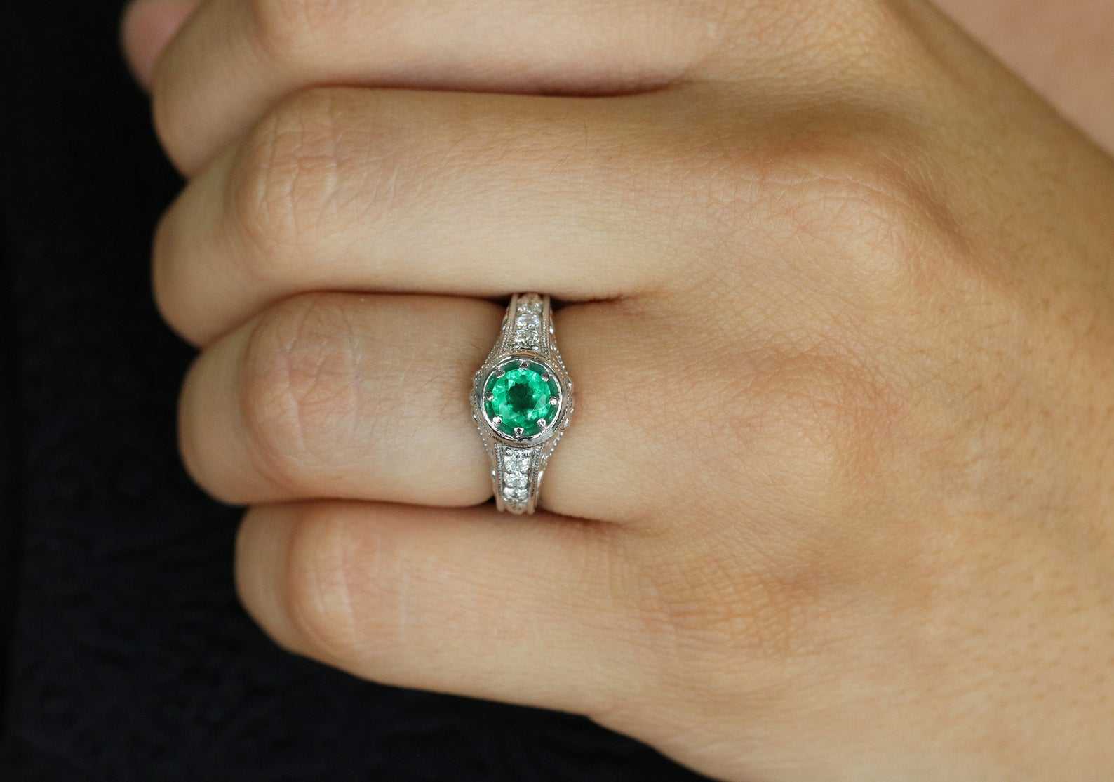 0.98tcw Scroll Hand Work Vintage Round Emerald & Diamond Engagement Ring 14K