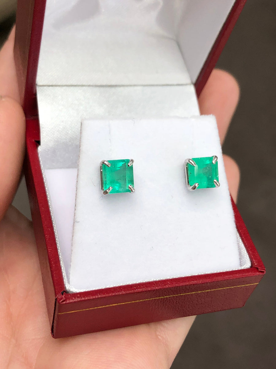 Emerald Stud Earrings White Gold