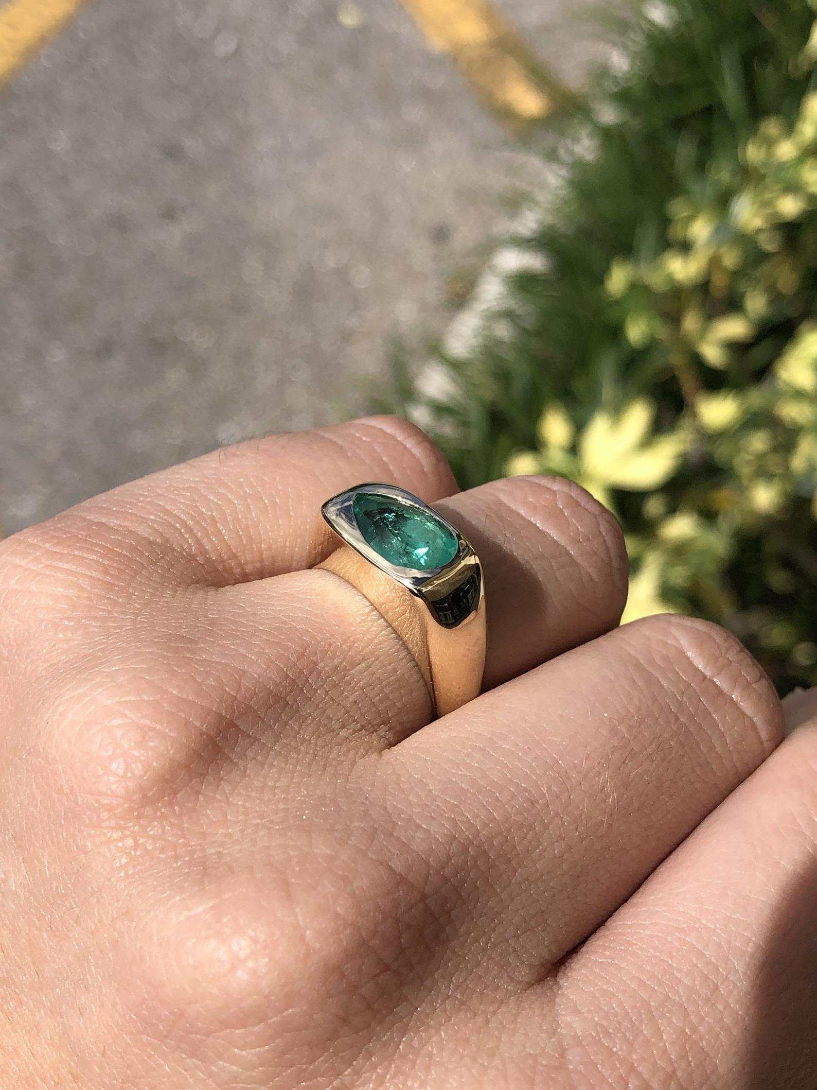 Teardrop Emerald East To West Solitaire Ring 14K