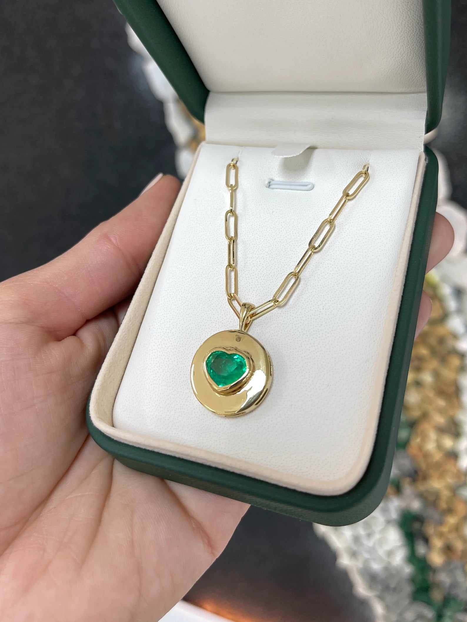 2.30cts 18K Emerald Heart Signet Pendant - JR Colombian Emeralds