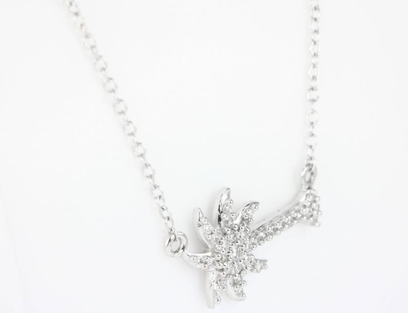 0.25pts 14K White Gold Diamond Palm Tree Necklace