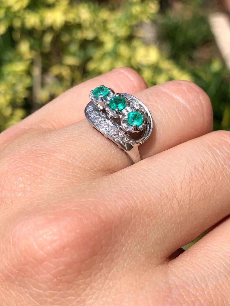 Colombian Emerald Diamond Ring