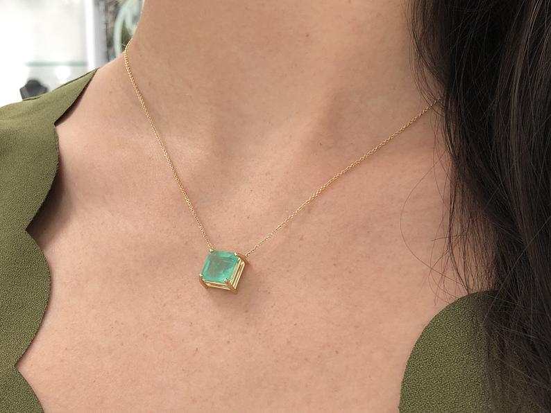 4.0 Carat Natural Earth Mined Square  Colombian Emerald Stationary Necklace 14K