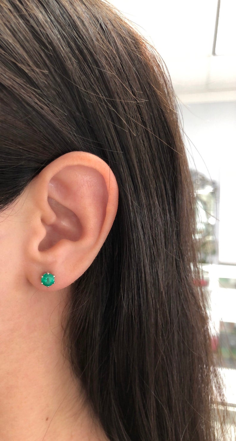 Round Emerald Stud Earrings girl