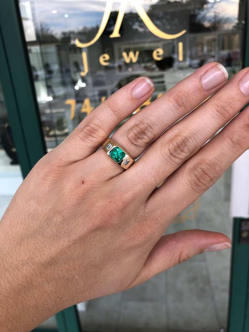 Stone Emerald & Asscher Diamond