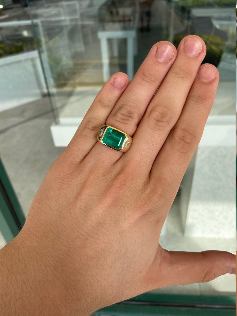 Big 7.96tcw The HULK Three Stone Deep Green Emerald & Round Diamond Gypsy Signet Ring 18K on hand gift