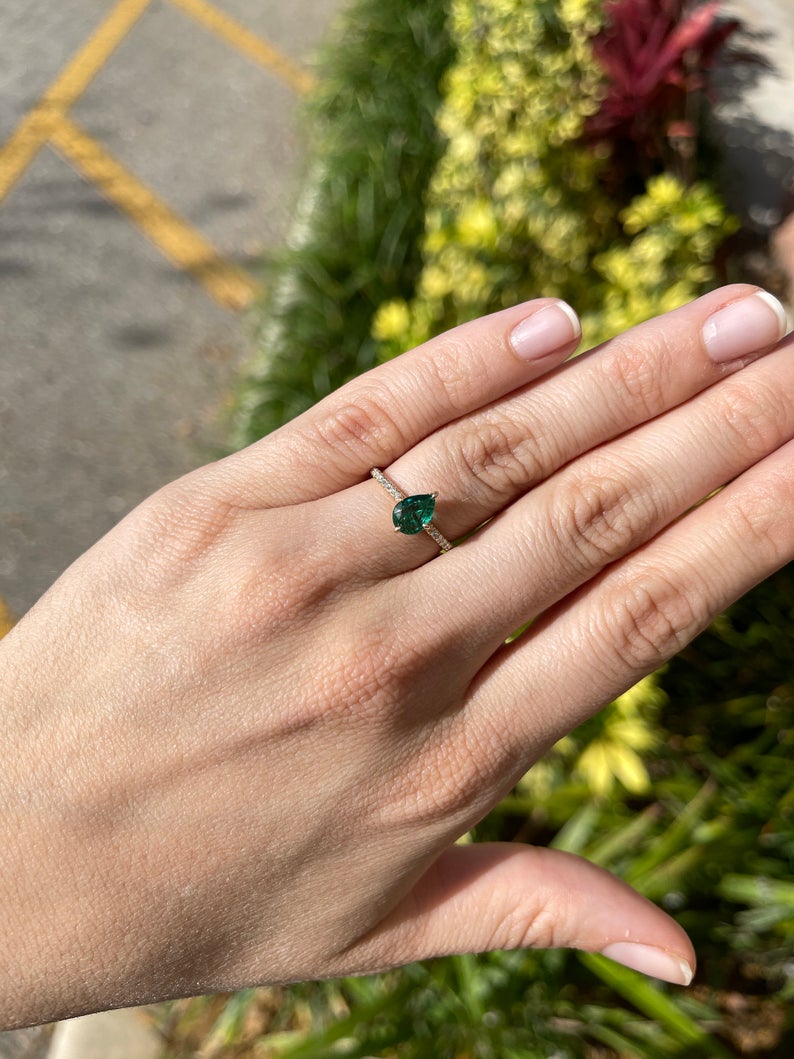 Chic and Sophisticated: Bridal 1.15TCW Pear Cut Dark Green Engagement Ring - Hidden Diamond Halo Accent