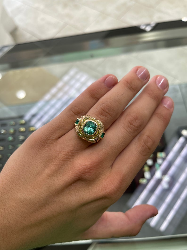 Colombian Emerald Diamond