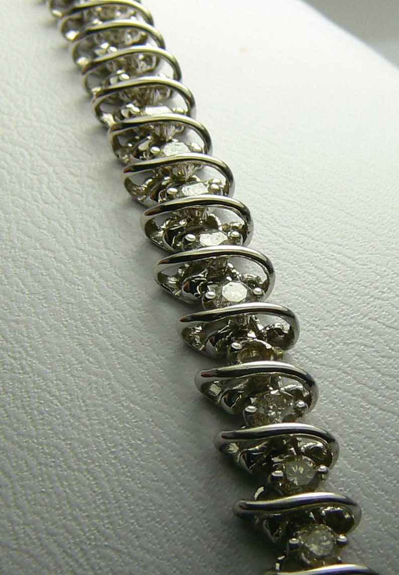 Tennis bracelet in gold with ct.1.50tcw diamonds 