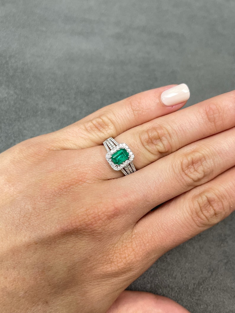  Emerald & Diamond Halo  Round Statement Ring