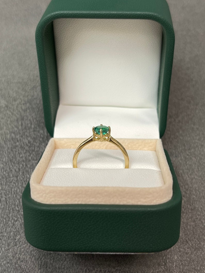 0.30pts 14K Natural Emerald Round Cut Solitaire Gold Engagement