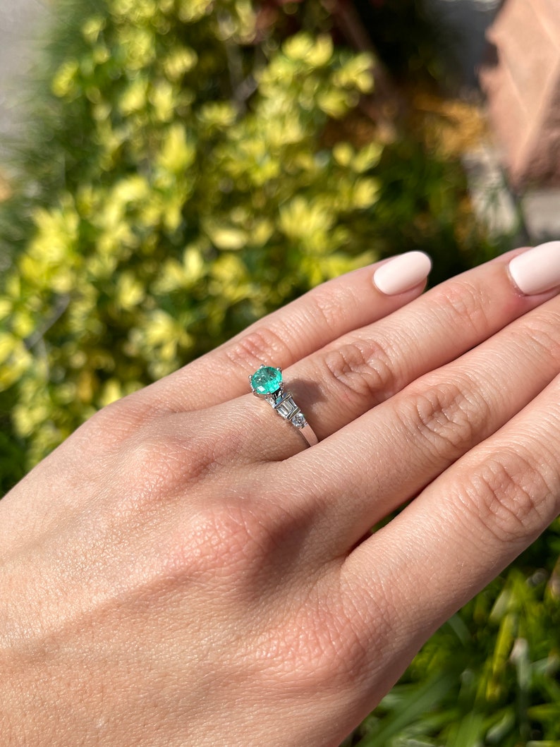 Radiant 14K Gold Ring with 1.10tcw Colombian Emerald Round Cut & Tapered Baguette - Timeless Charm