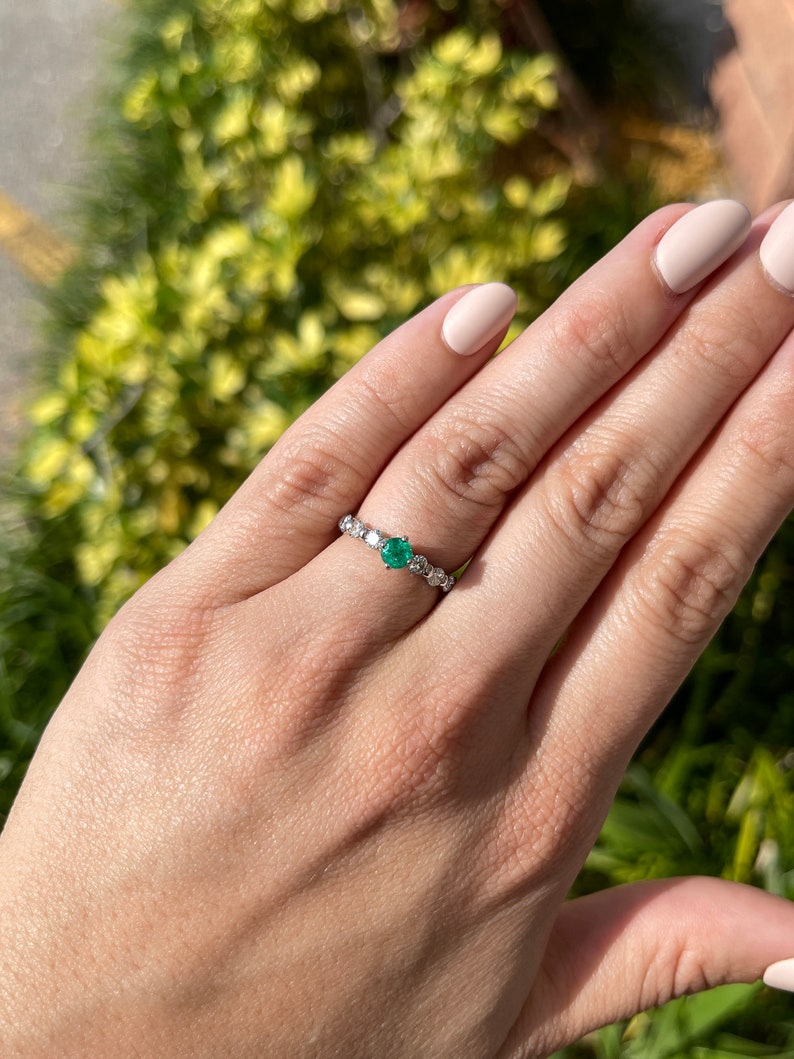 Chic and Sophisticated: Natural Emerald & Diamond Accent 1.60tcw White Gold Ring in 14K