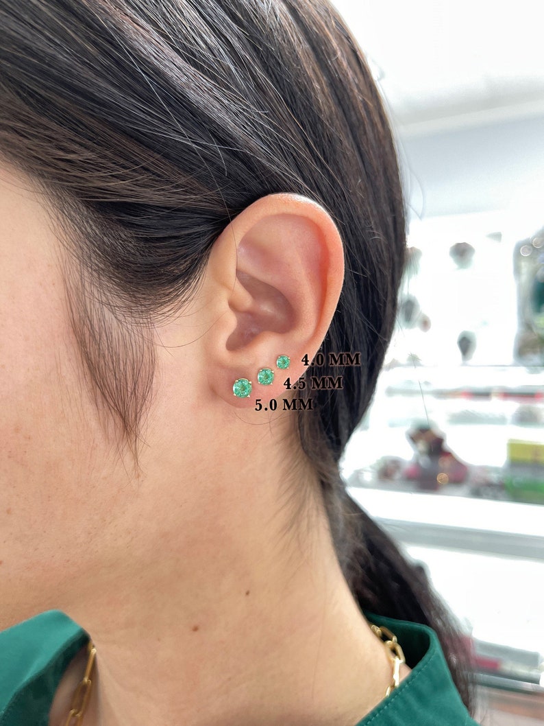 1.0tcw Timeless Green Emerald Round Cut Prong Earrings 14K
