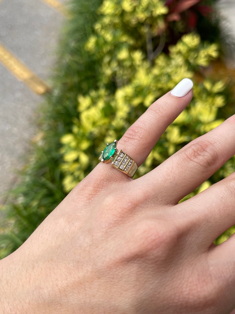 1.03tcw 14K Colombian Emerald Marquise Diamond Cocktail Ring