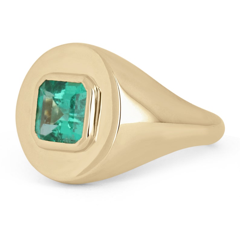 Colombian Emerald Mens Bezel Solitaire Signet Ring